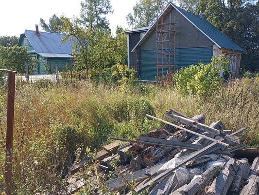 Объект по адресу Московская обл, Красногорский р-н, Петрово-Дальнее с, Есенинская ул, д. 41