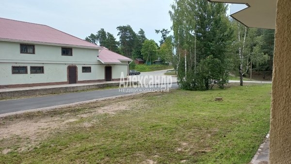 Объект по адресу Ленинградская обл, Выборгский р-н, Поляны п, Выборгское ш, д. 49к3